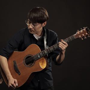 人妖高难度自己口自己
